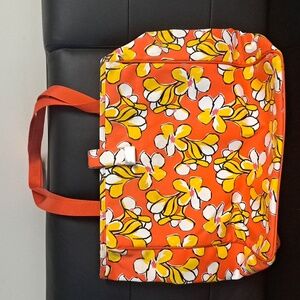 Done shoulder vinal bag